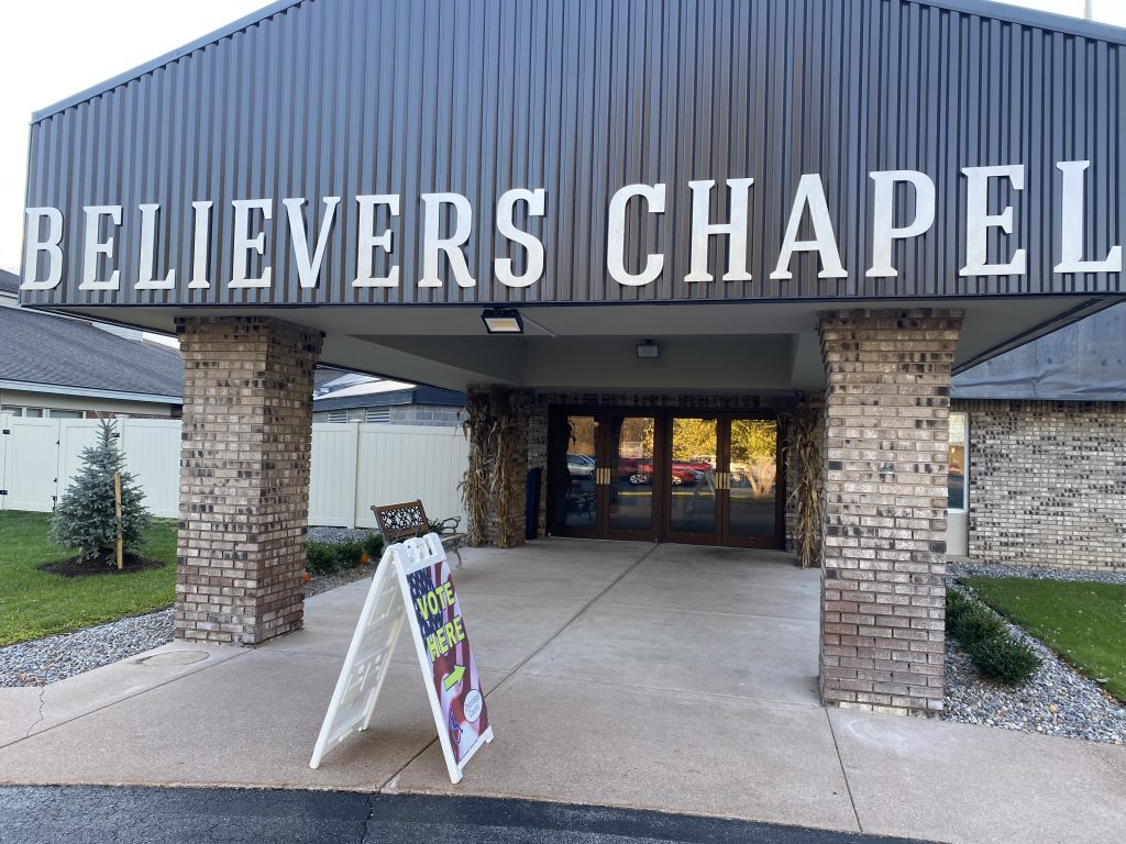 Beliviers Chapel Entrance